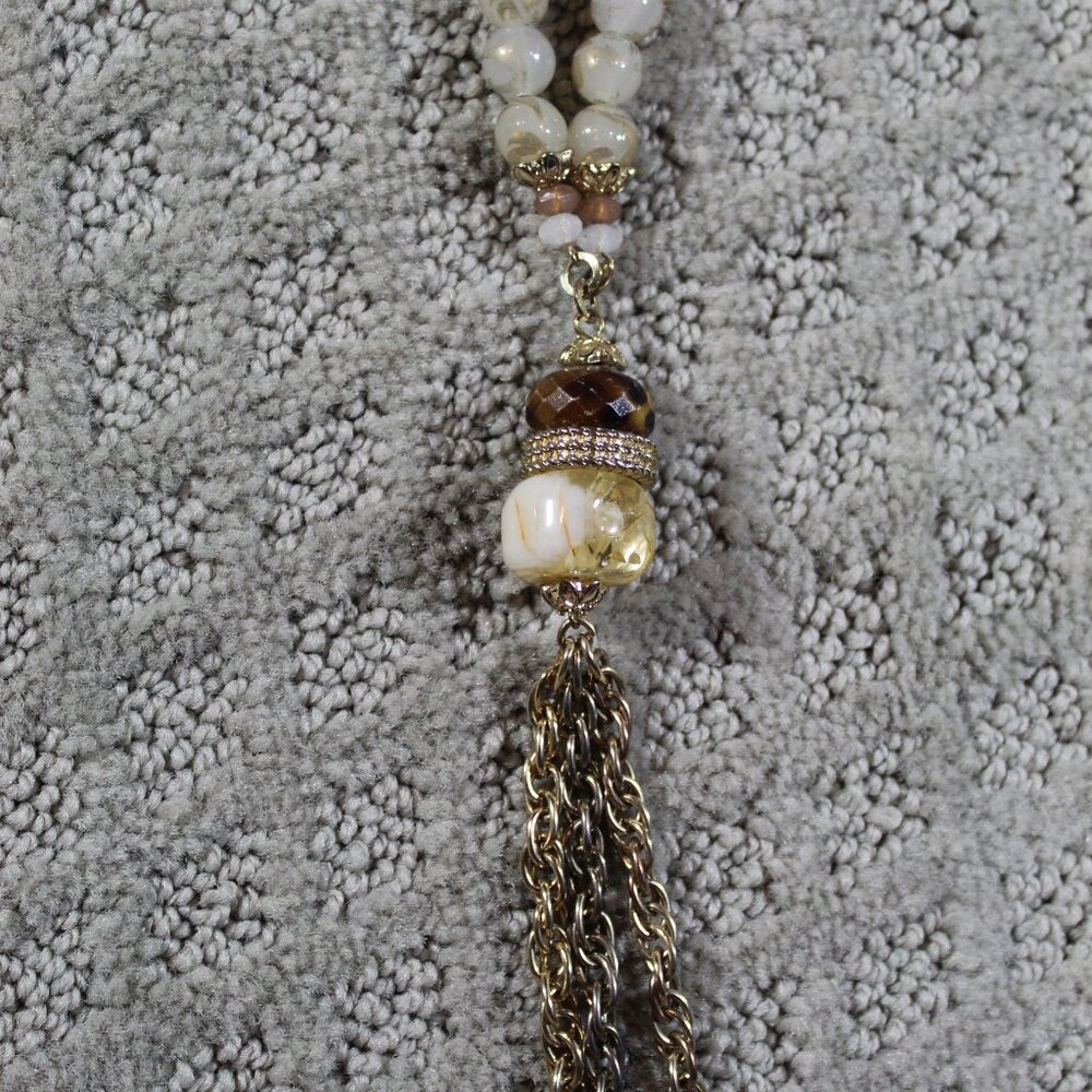 AMAZING New York & Company Gold-Toned 20" Brown and Cream Necklace